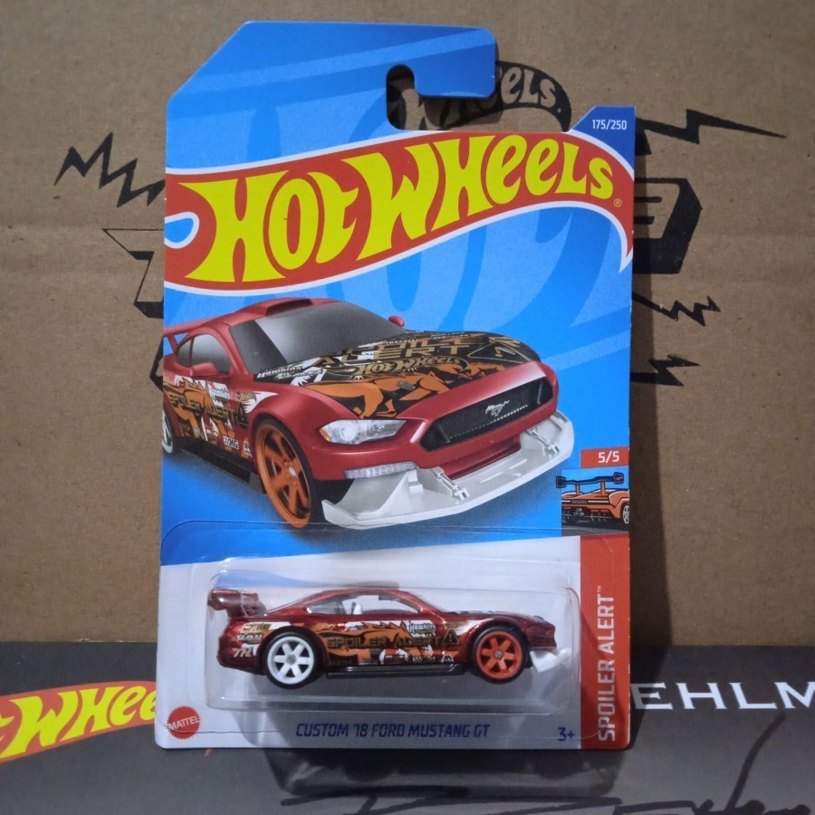 Hotwheels Custom 18 Ford Mustang GT  THS STH Super Treasure Hunt New Arival 2022