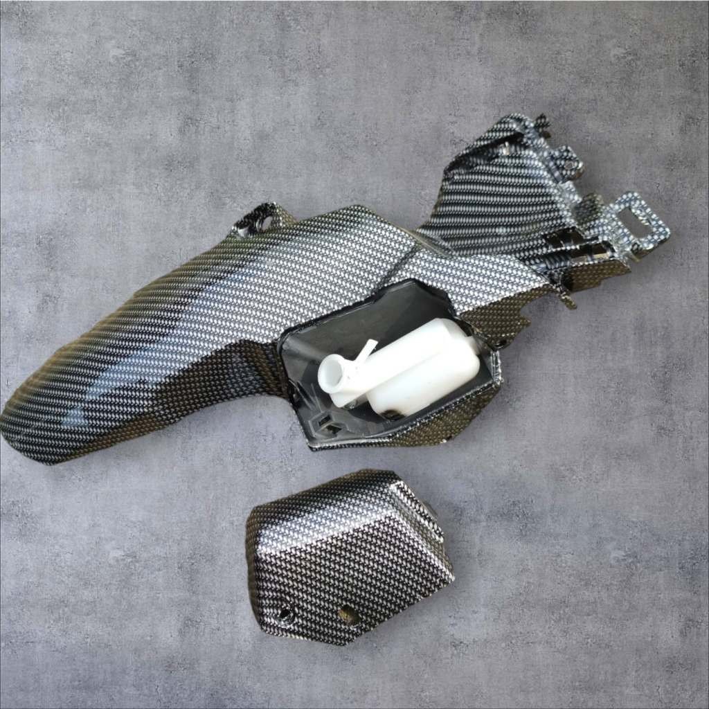 Hugger Vario vario125 vario150 Model AIRBLADE Carbon glossy sentravarasi