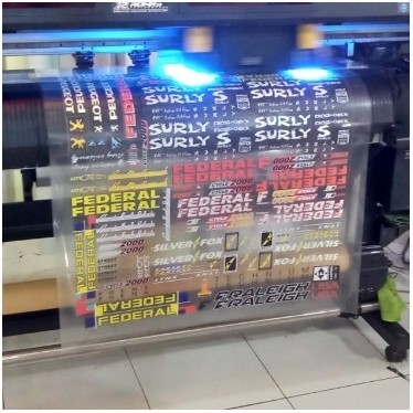 

Cetak Stiker Premium RDS TRANSPARAN SUPER CLEAR Tinta UV & Tinta Putih
