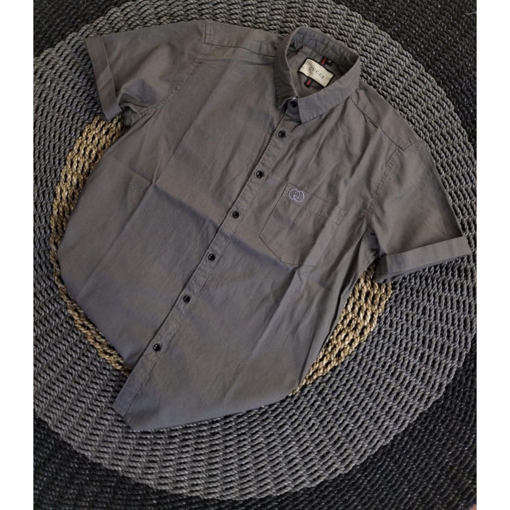 Kemeja Casual Pria Terbaru / Kemeja Polos Pria Lengan Pendek / Kemeja Gucci Pria / Kemeja Import Pri