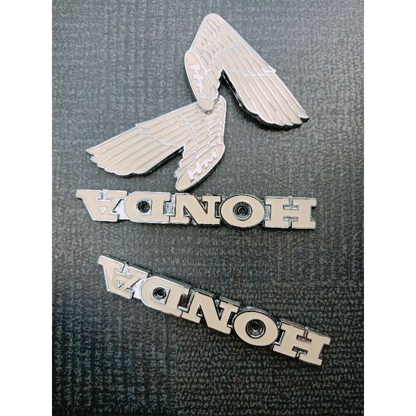 emblem tangki cb100 original import emblem tangki original import cb glatik