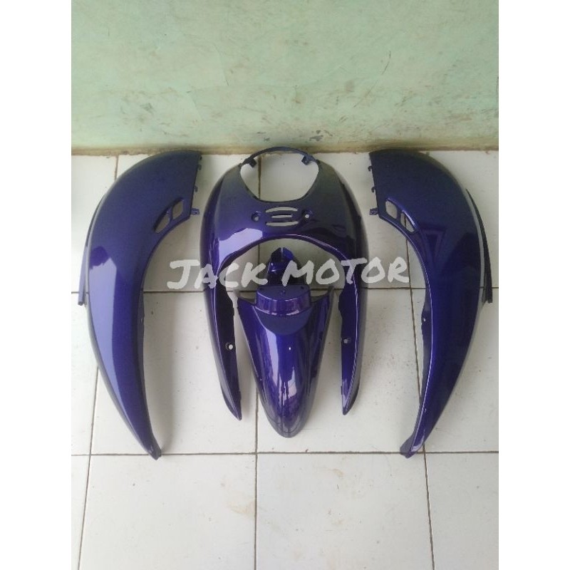 cover full body halus motor Honda Scoopy karbu ungu candy