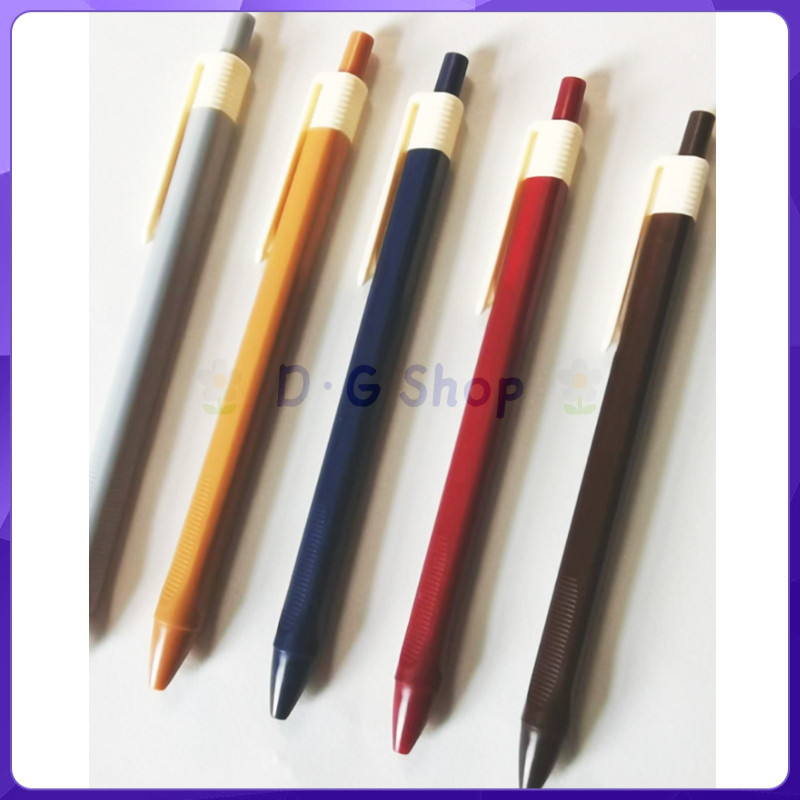 

D·GShop ⭐ Pulpen Anime [12 Pena] Sarasa Pen Kipas Souvenir Pulpen Aesthetic Korea Pulpen Gel 1 Pack Pulpen Biru Pulpen Ajaib Pulpen 10 Warna Pulpen Karakter Pulpen Mura