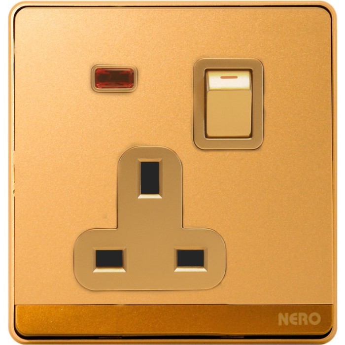 Q71311VDG Stop Kontak AC Decora Gold Nero