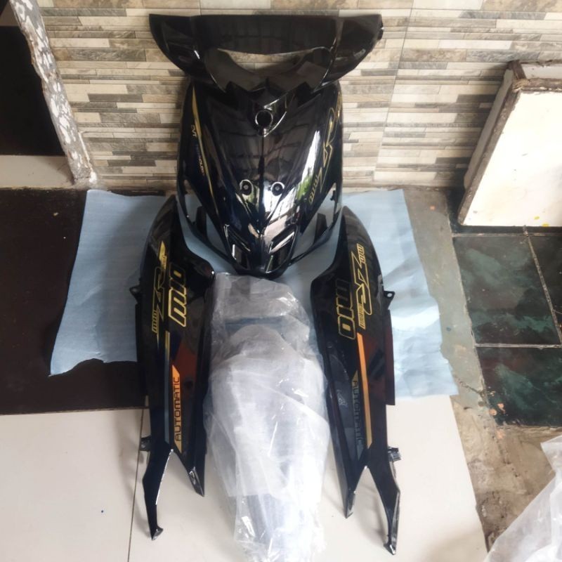 COVER BODY FULL HALUS  MIO SPORTY STRIPING MIO ZR THAILAND