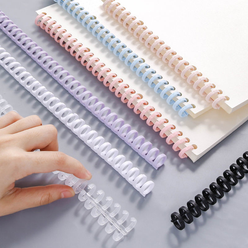 

Plastic Loose Leaf Binder Plastik 30 Lubang Untuk / Spiral Ring Pastel Lucu Binding Strip DIY