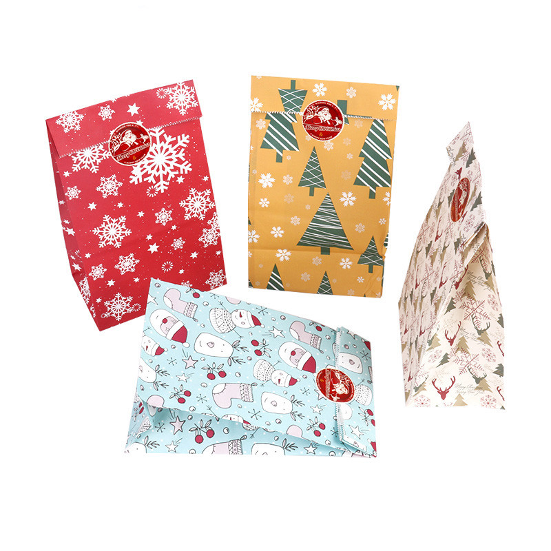 

24pcs Christmas Kraft Paper Bags Snowflakes Candy Gift Bags Merry Christmas Decoration Gift Wrapping Treat Bags With Stickers
