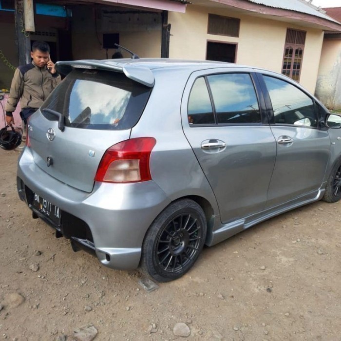 AKSESORIS MOBIL BODYKIT yaris ings 2006-2013