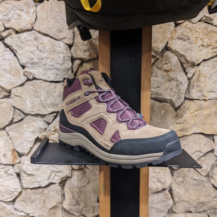 SEPATU WANITA HIKING VIBRAM SHOES WS X-TYRANNO 1.0 - BROWN