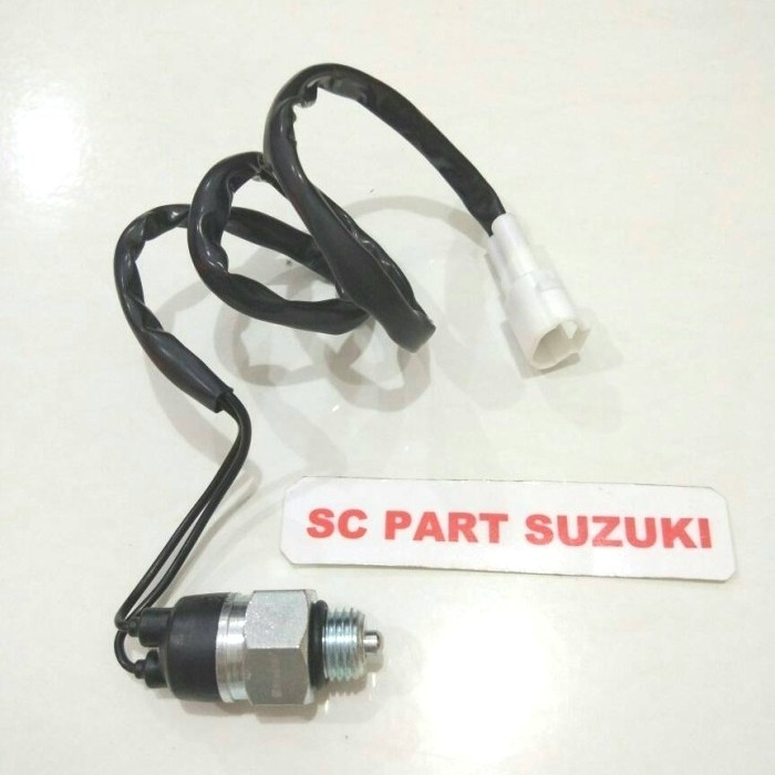 Switch mundur atret suzuki vitara/escudo/sidekick/escudo2.0 PART BARU
