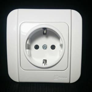 Stopkontak stop kontak Colokan Listrik lampu Galleo Galeo Inbow BROCO