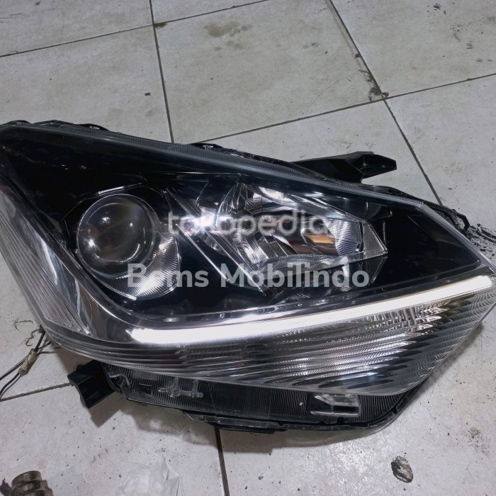 Headlamp Lampu Depan Toyota Agya 2016 2017 2018 RH