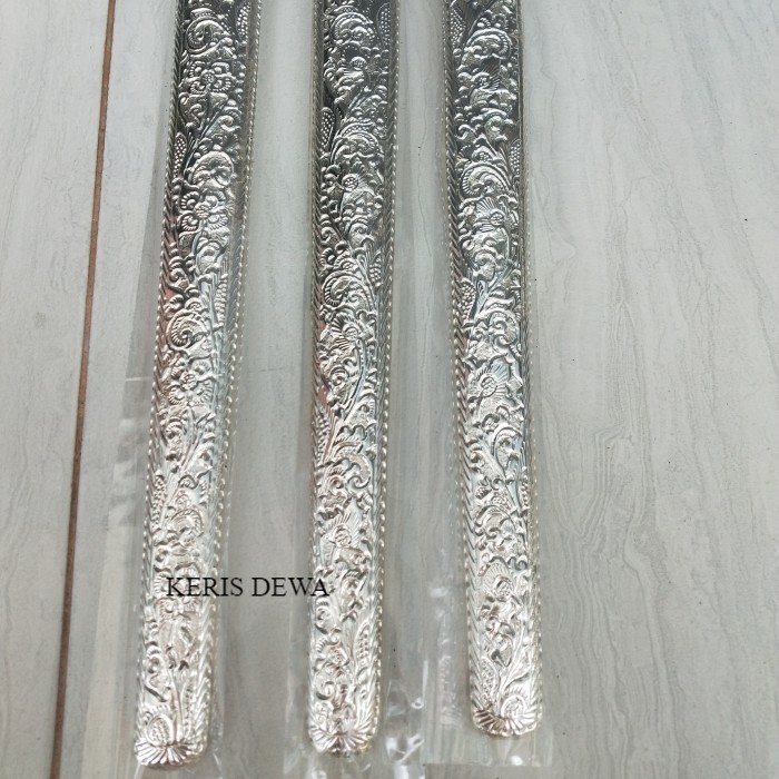 

Pendok bunton solo lapis perak antik