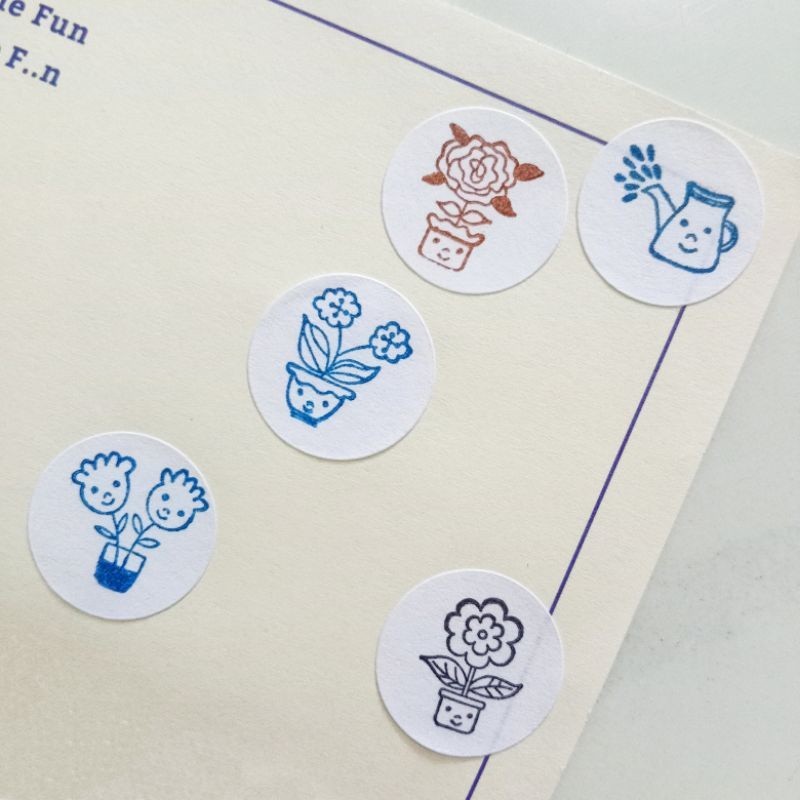 

[ , ] 24pcs Stiker Mini Motif Stempel Pot Kaktus Bulat