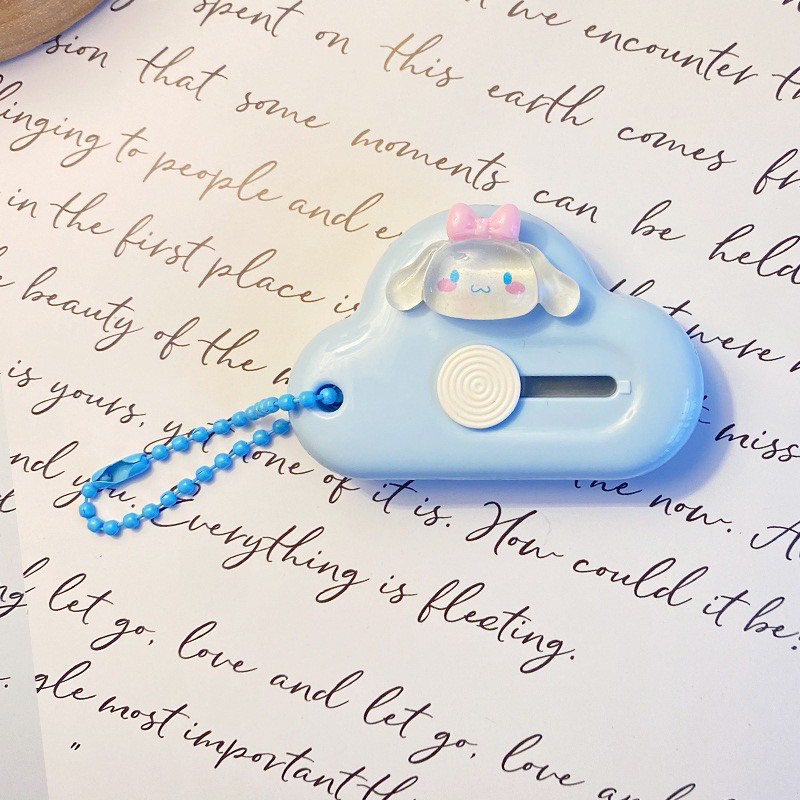 

[PROMO BULAN INI !!!] Cutter Mini Pisau Kecil Pemotong Kertas Sanrio Awan Cinnamon Roll Kuromi Melody Lucu Gantungan