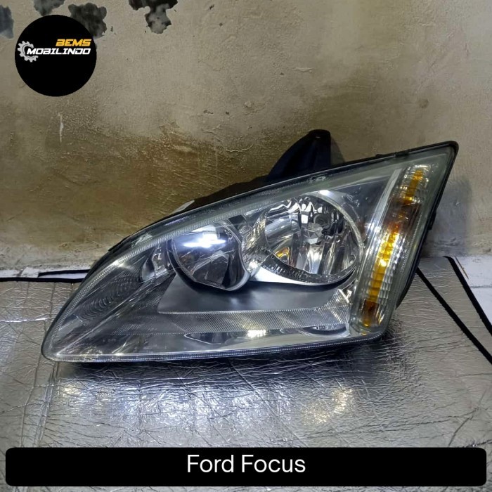 Headlamp Lampu Depan Ford focus kiri original