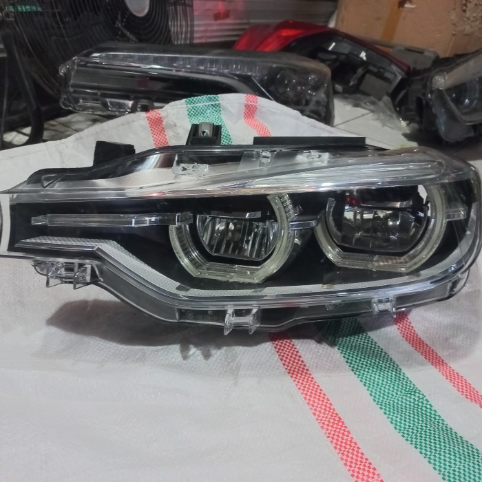 Headlamp Lampu Depan BMW F30