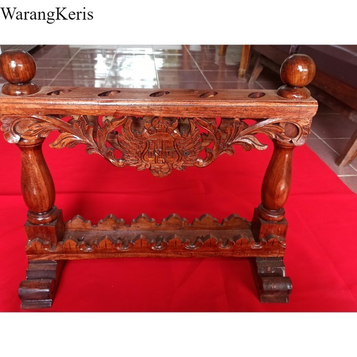 

Tempat Keris kecil antik