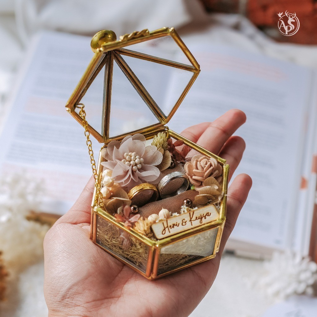TEMPAT CINCIN LAMARAN PERNIKAHAN COUPLE AESTHETIC HEXA DOME FA GLASS