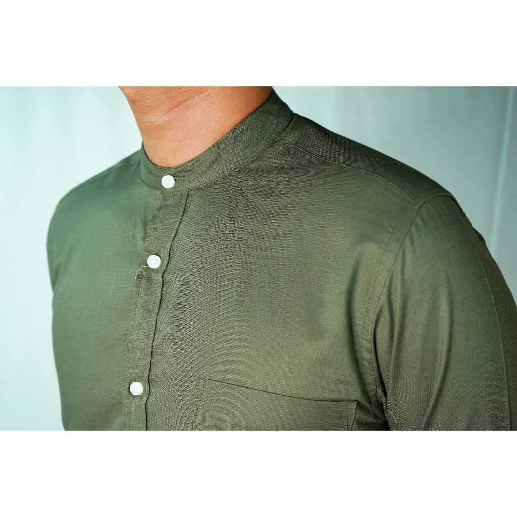 Baju Koko Pria WD & Co. Lengan Panjang Hijau Olive/Olive Green Polos | Pakaian Muslim Pria WD & Co. 