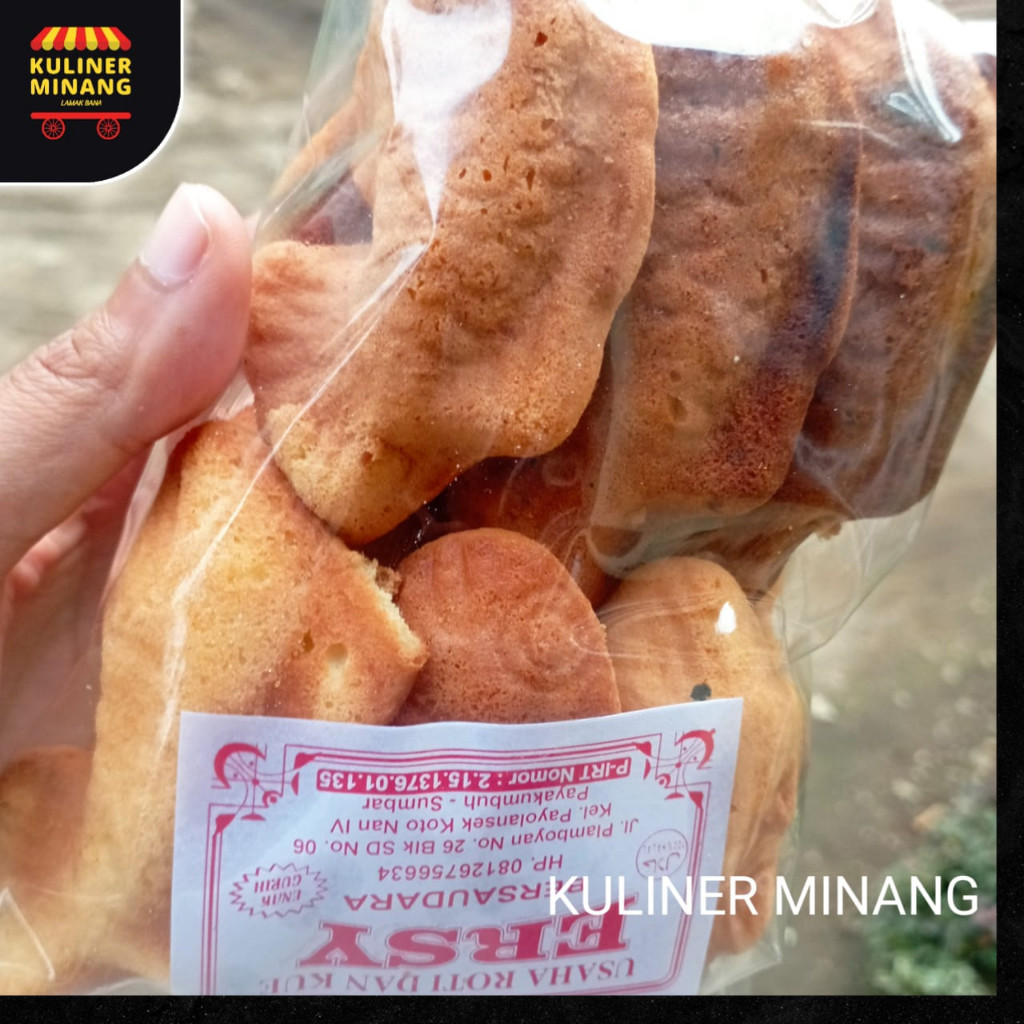 

Bolu Ikan Kampung Snack Kuliner Minang Kabau
