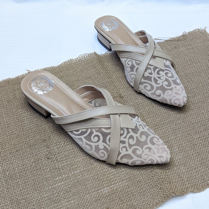 Terlaris ✨ -Sepatu Sandal Wanita Aryani Kitty Batik - Kream, 40
