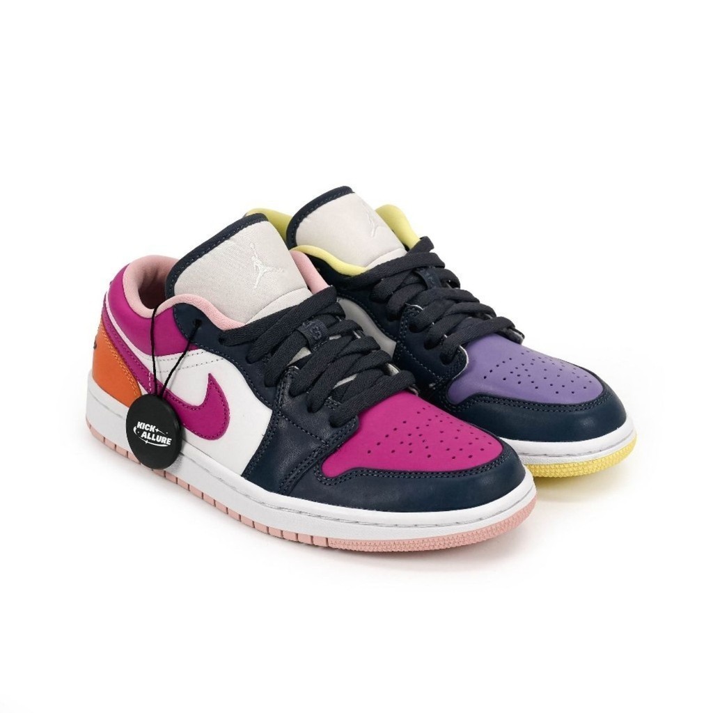 Nike  Air Jordan 1 Low SE Mismatched - Purple Magenta