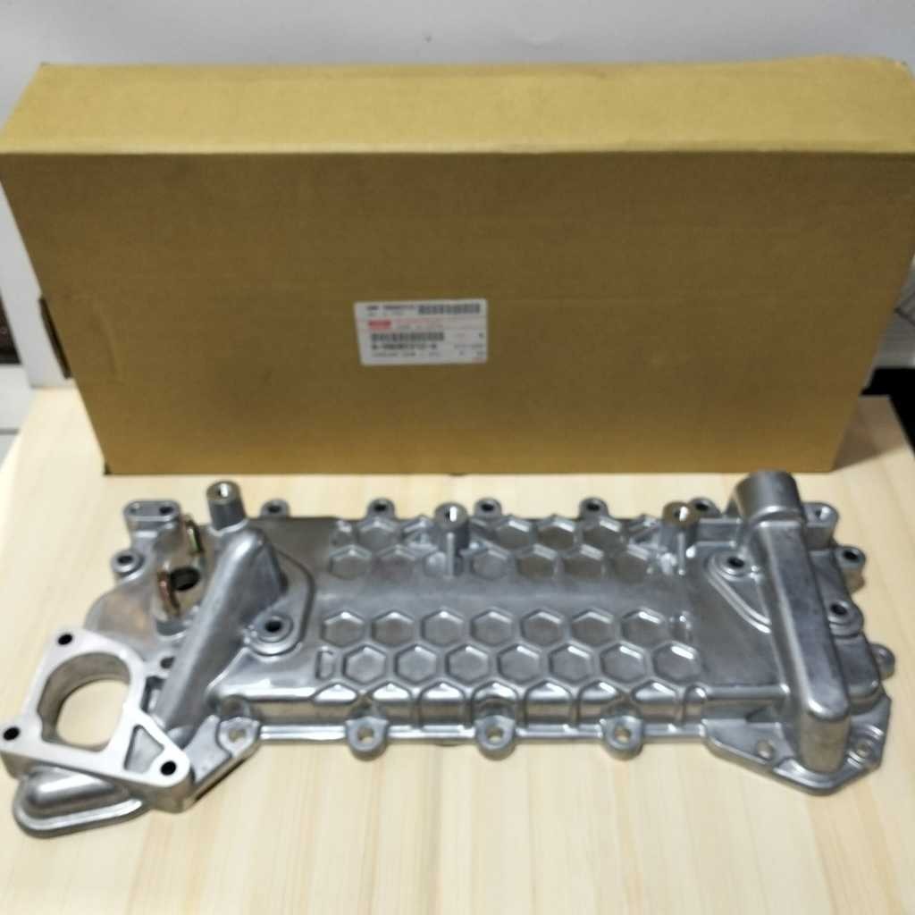 Tutup Cover Oil Cooler Assy Asm Tutup Pendingin Oli Isuzu GIGA FRR FTR 4HK1 / GIGA FRR FTR Euro 4 8-