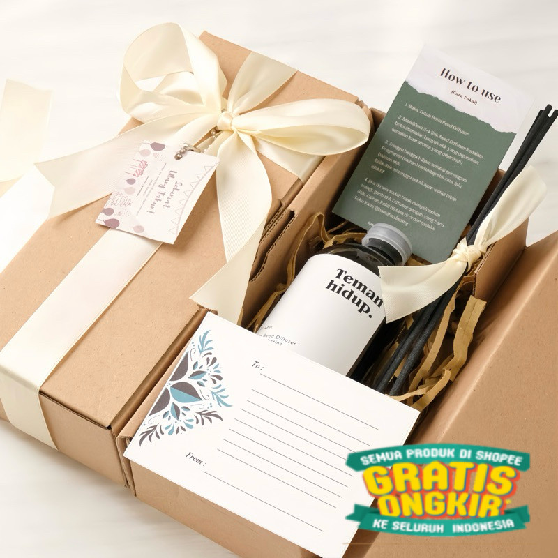 

Gift Box Reed Diffuser | Hampers | Kado Ulang Tahun | Kado Pernikahan | Pengharum Ruangan/ keluarga oleh oleh