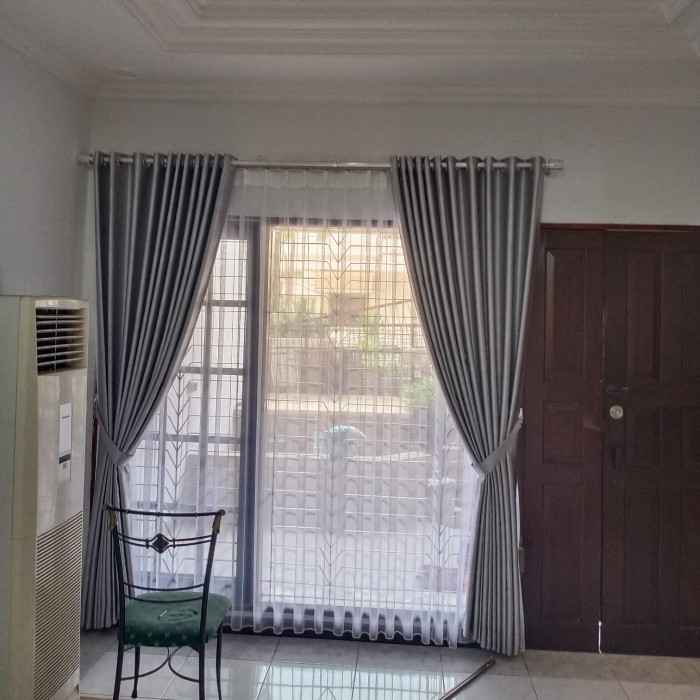 gorden abu abu polos