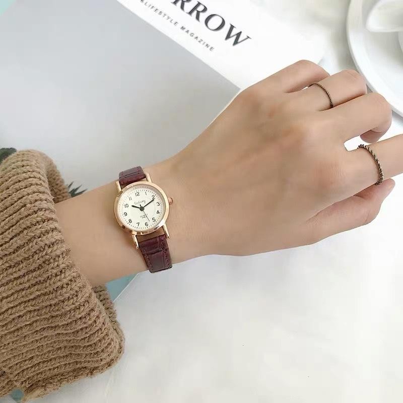Jam Tangan Wanita Fashion Tali Kulit Jam Analog Kecil Gaya Korea Barsh Besi Elegan