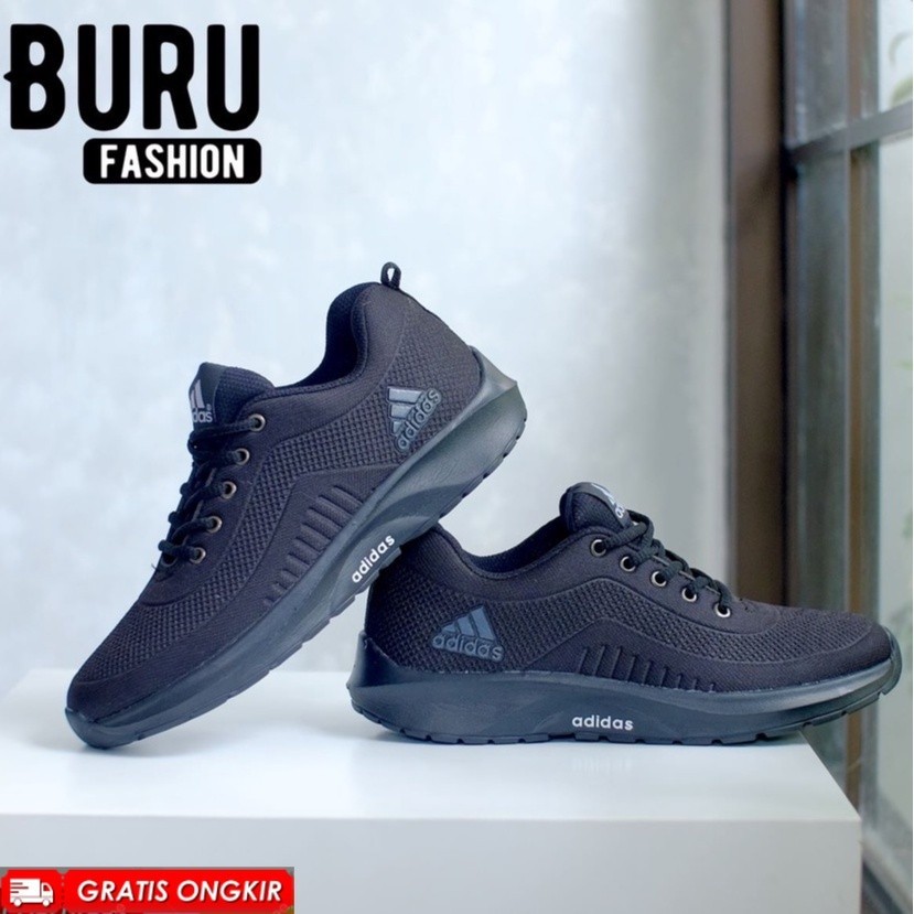 Sepatu Anak sekolah hitam polos pria Wanita - Sepatu Olahraga - Sepatu sneakers Pria wanita