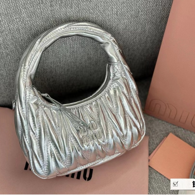 Original 2024 New MiuMiu Dumpling Bag Armpit Diagonal Handle Ladies Bag