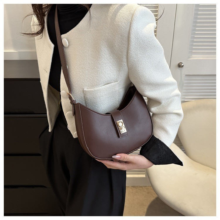 WOOMII- 6682  Tas Fashion Import Wanita tas perempuan kekinian UnderArm Bag HandBag Tas Bahu Ketiak 