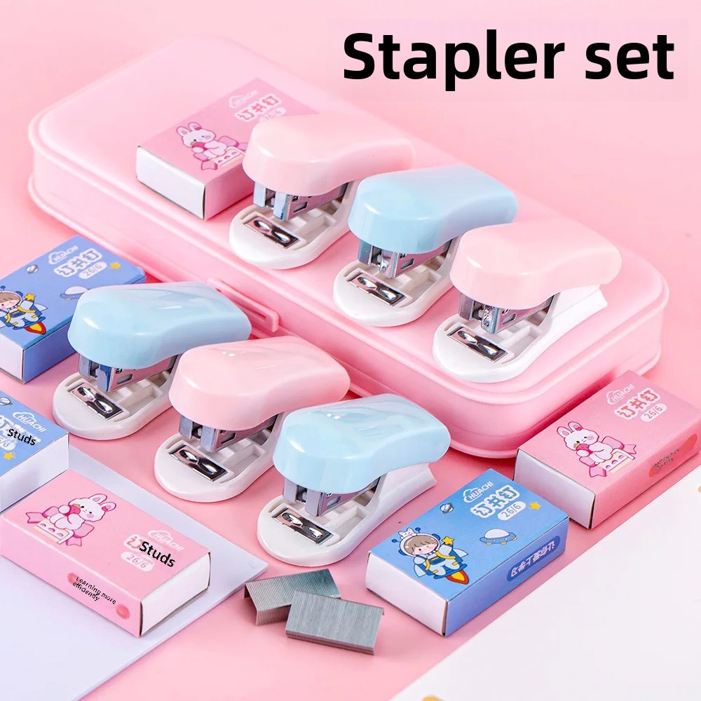 

Portable Mini Stapler Cute Cartoon Design High Aesthetic Value Student Office Supplies Gift Compact Size Stapler Machine