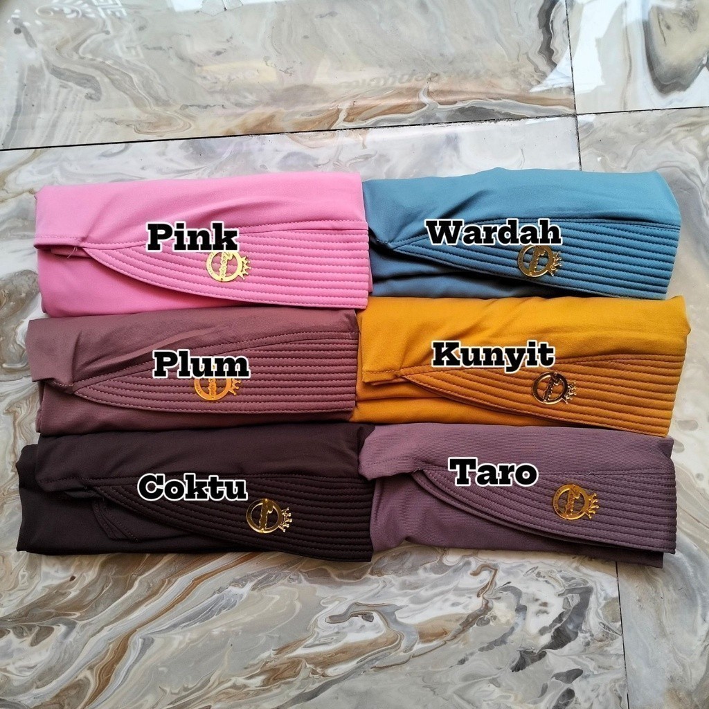 Segitiga Pet Tassel / Jilbab Instan / Jilbab Segitiga / Jilbab Jersey / Segitiga Instan Jersey /