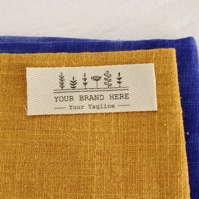 

Personalized Twill Labels,Free Shipping,Tags For Clothes,Sewing Accessories,Custom Fabric Label, Folding Labels,25x70mm (Xw5562)