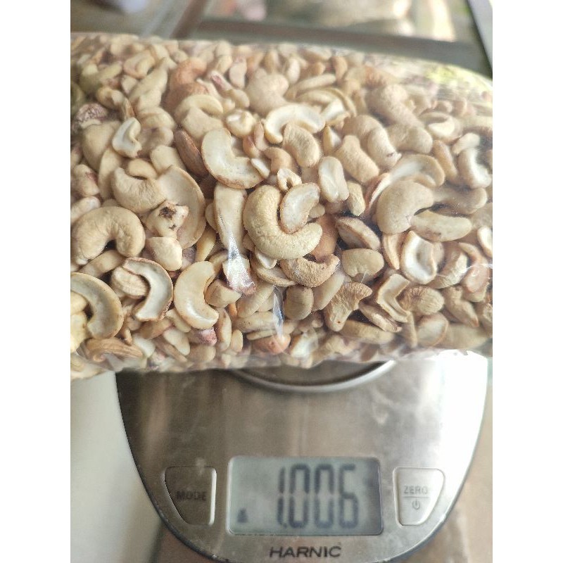 

mede/ mete / Mente mentah Pecah Merah Cocok untuk toping kue dan lain-lain