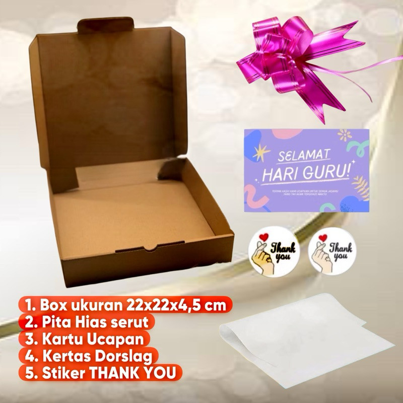 

PJ- Kotak Kado Box Hampers Pita dan Kartu Ucapan