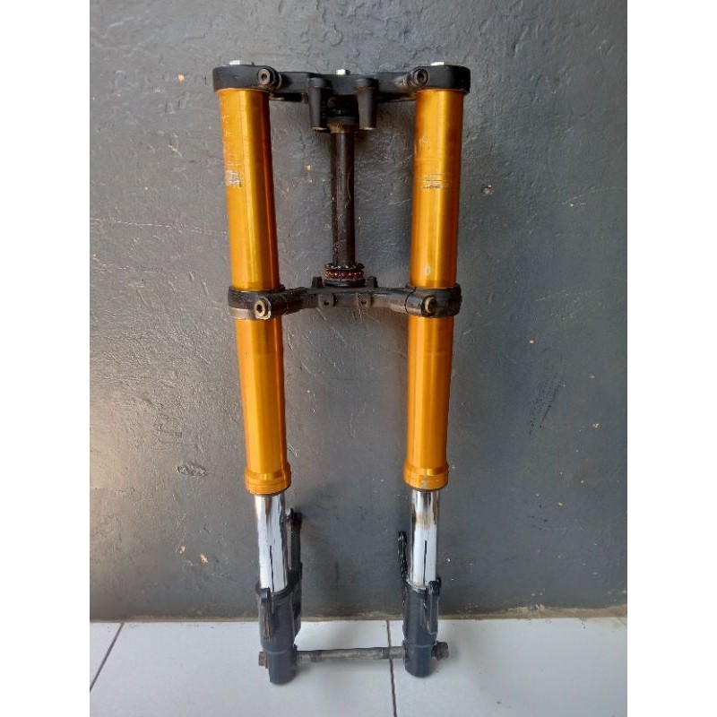 USD Upside-down Shock Depan R15V3 VVA Gold