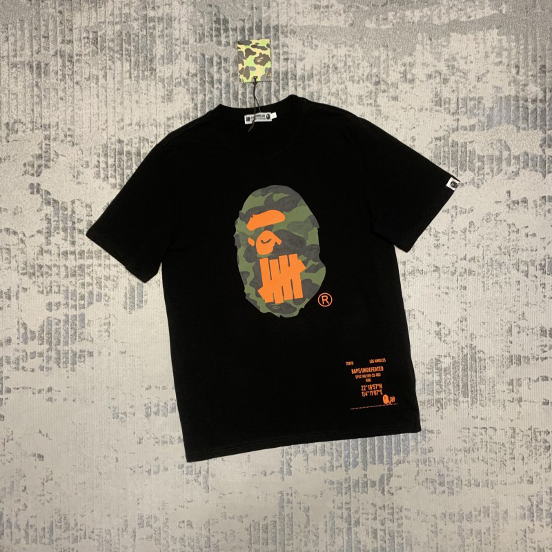 kaos bape X Undefeated 100% original cotton T-shirt unisex trendy Ape head print men T-shirt baju sh