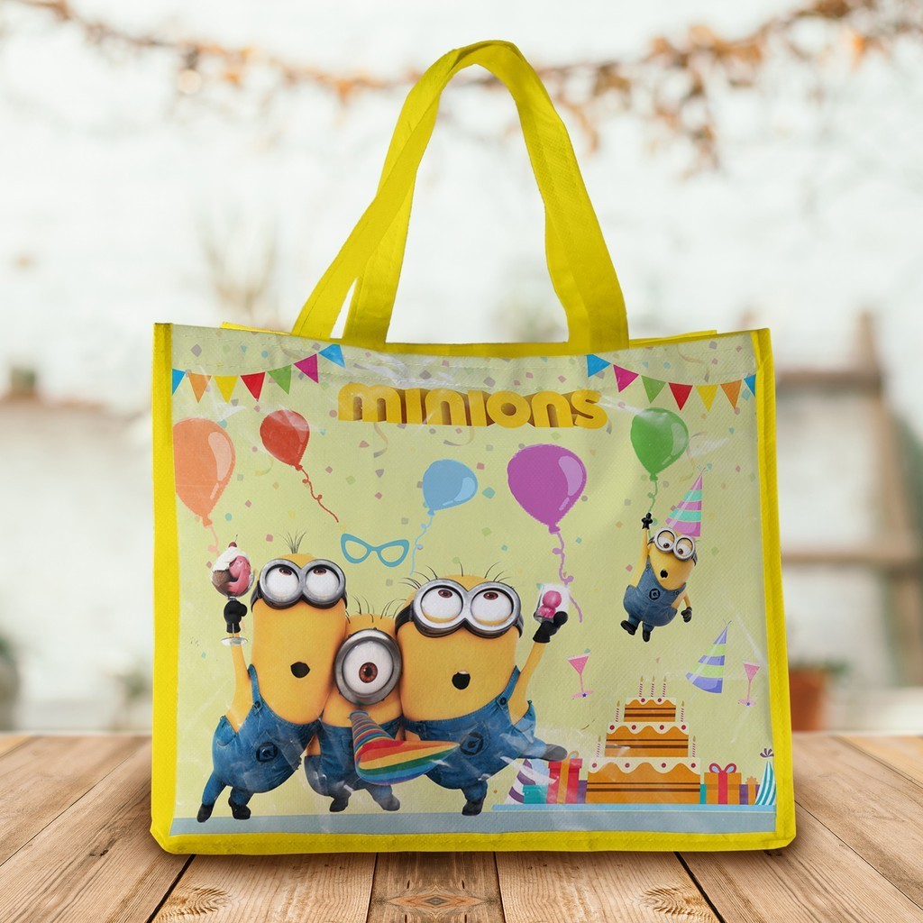 Tas Ultah Ready Stok Landscape / Tas Ulang Tahun / Goodie Bag MINION