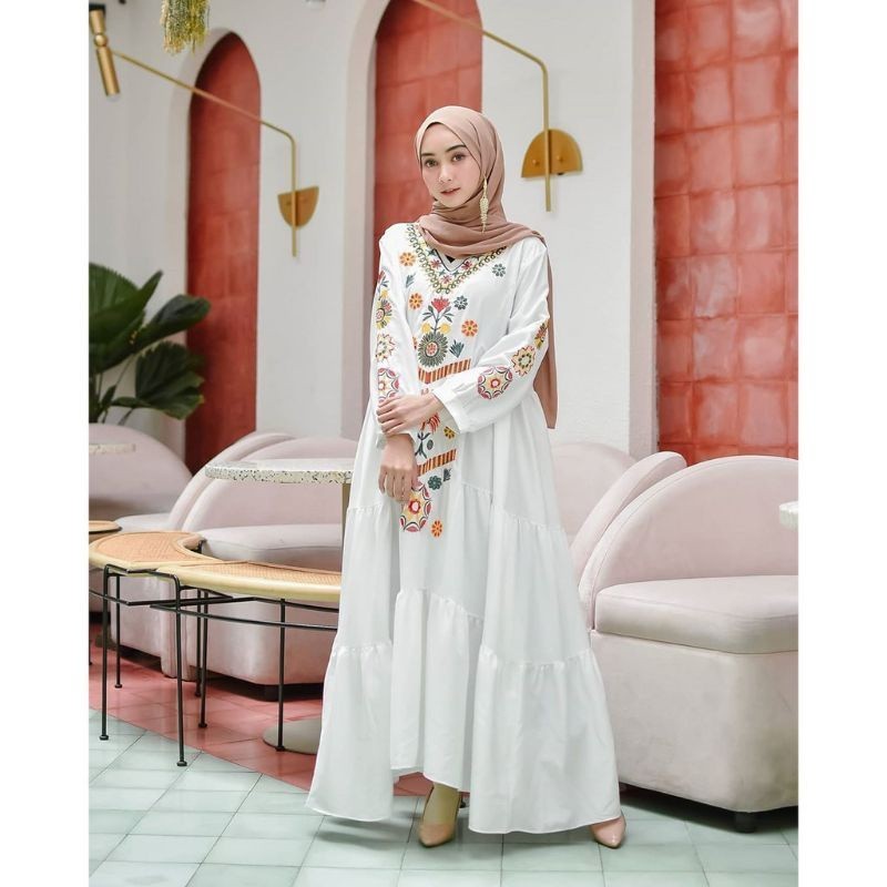 Ramadhani Dress-Gamis Putih Bordir-dress simpel elegan-Baju Gamis Wanita Putih Korea Terbaru Lebaran