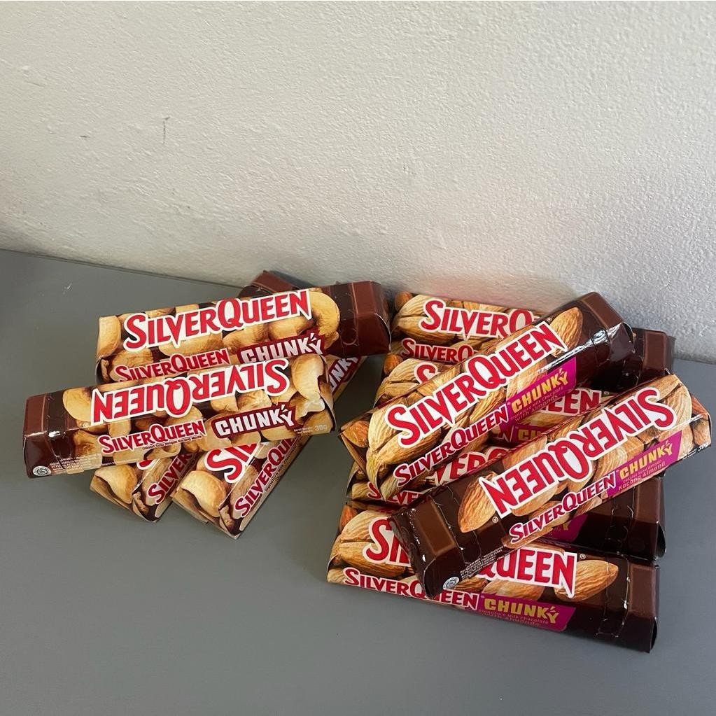 

Silver Queen Chunky Bar 30 Gram Almond / Cashew eceran satuan