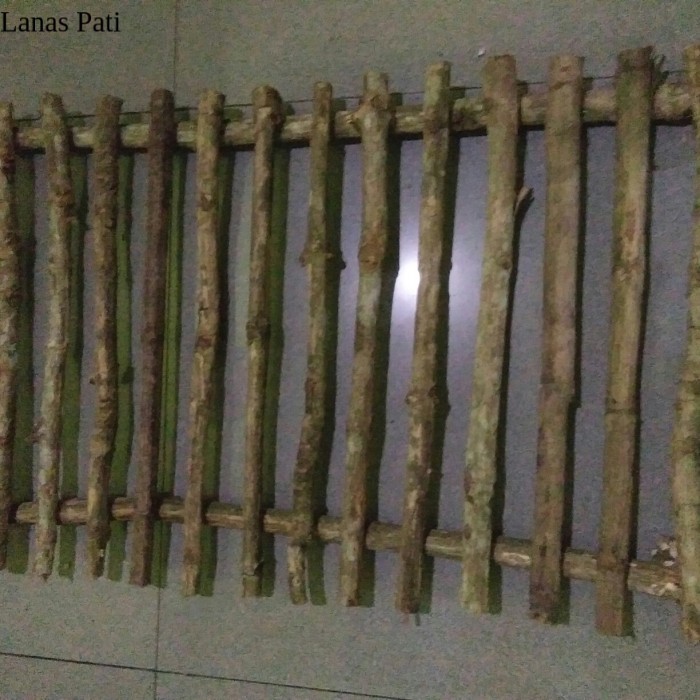 

pagar ranting jati 50x50cm - pagar kayu jati - pagar kayu - pagar hias XD5