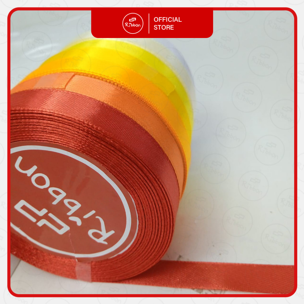 

1 Roll Ribbon Pita Satin 1/2" 1.3cm Saten 1/2"Inch Kain Polos Souvenir Garmen Parcel