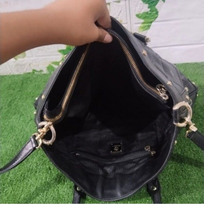 tas metrocity tote italy - Anugrah Megah
