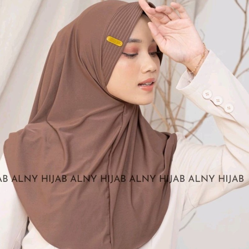 [O] HIJAB BERGO INSTAN PET BAHAN JERSEY BERGO HAMIDAH HIJAB SPORT MENUTUP DADA Akrilik