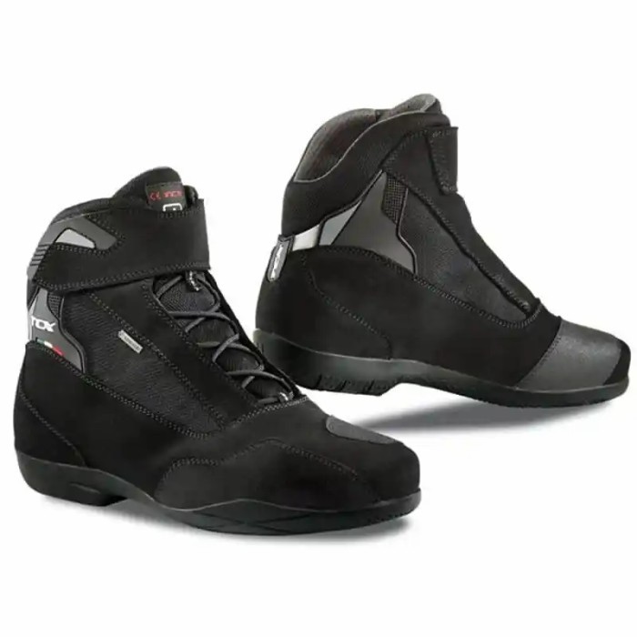 TCX 7115G Jupiter 4 Gore Tex Black Shoes