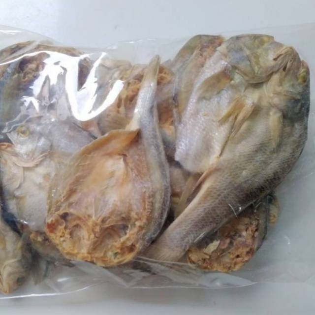 

Ikan Asin Gulama 500gr